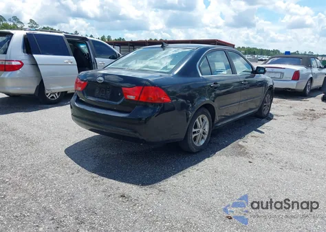 2010 Kia Optima Lx z USA, uszkodzony, nr VIN KNAGG4A83A5440320